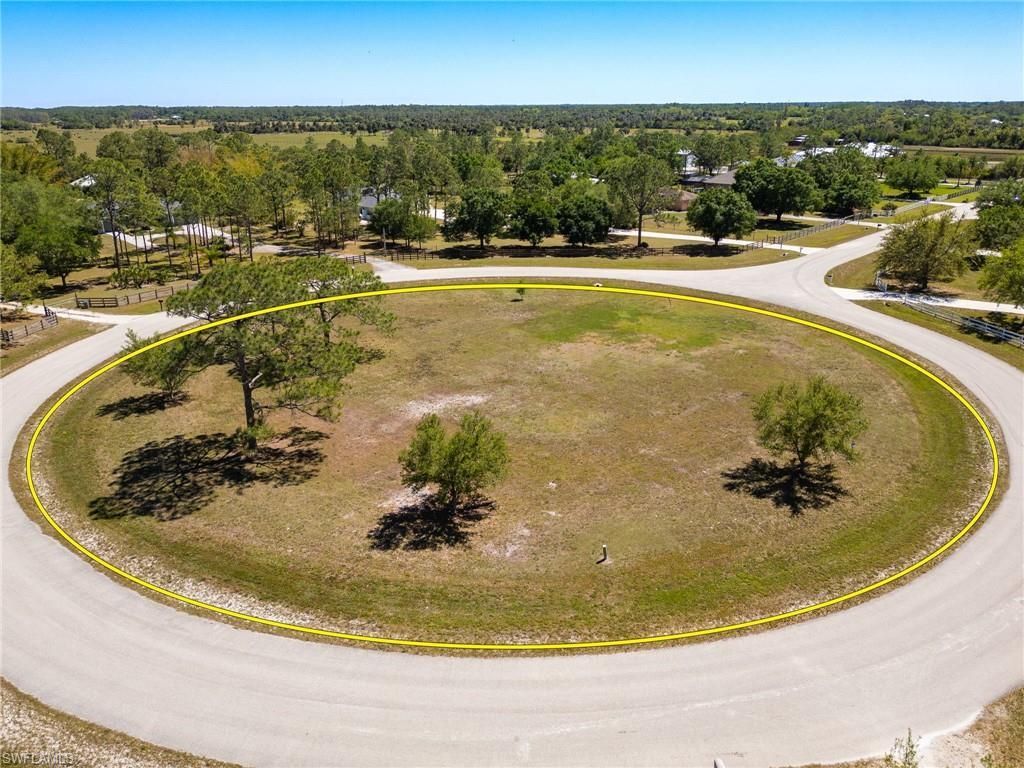 18999 River Estates Ln, Alva, FL 33920 Photo