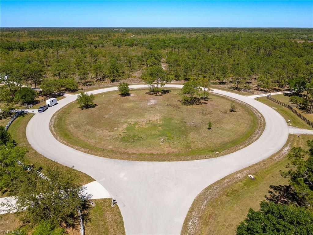 18999 River Estates Ln, Alva, FL 33920 Photo