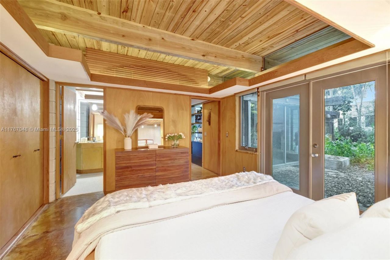 2410 SW 29th Way, Fort Lauderdale, FL 33312 Photo