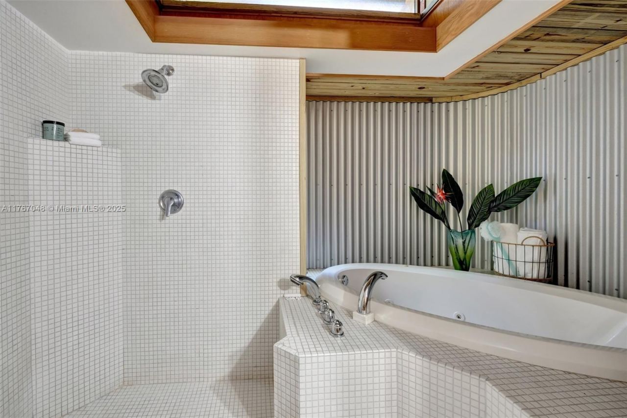 2410 SW 29th Way, Fort Lauderdale, FL 33312 Photo