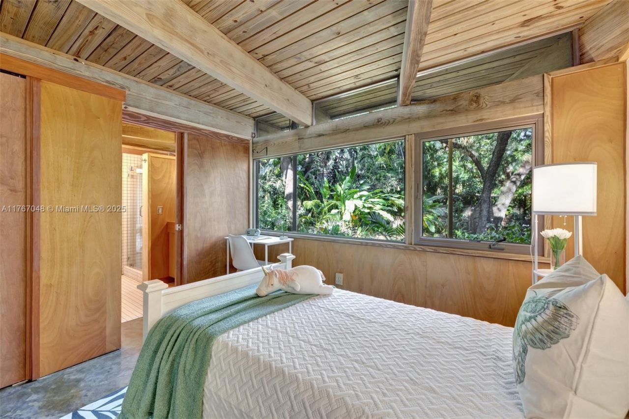 2410 SW 29th Way, Fort Lauderdale, FL 33312 Photo