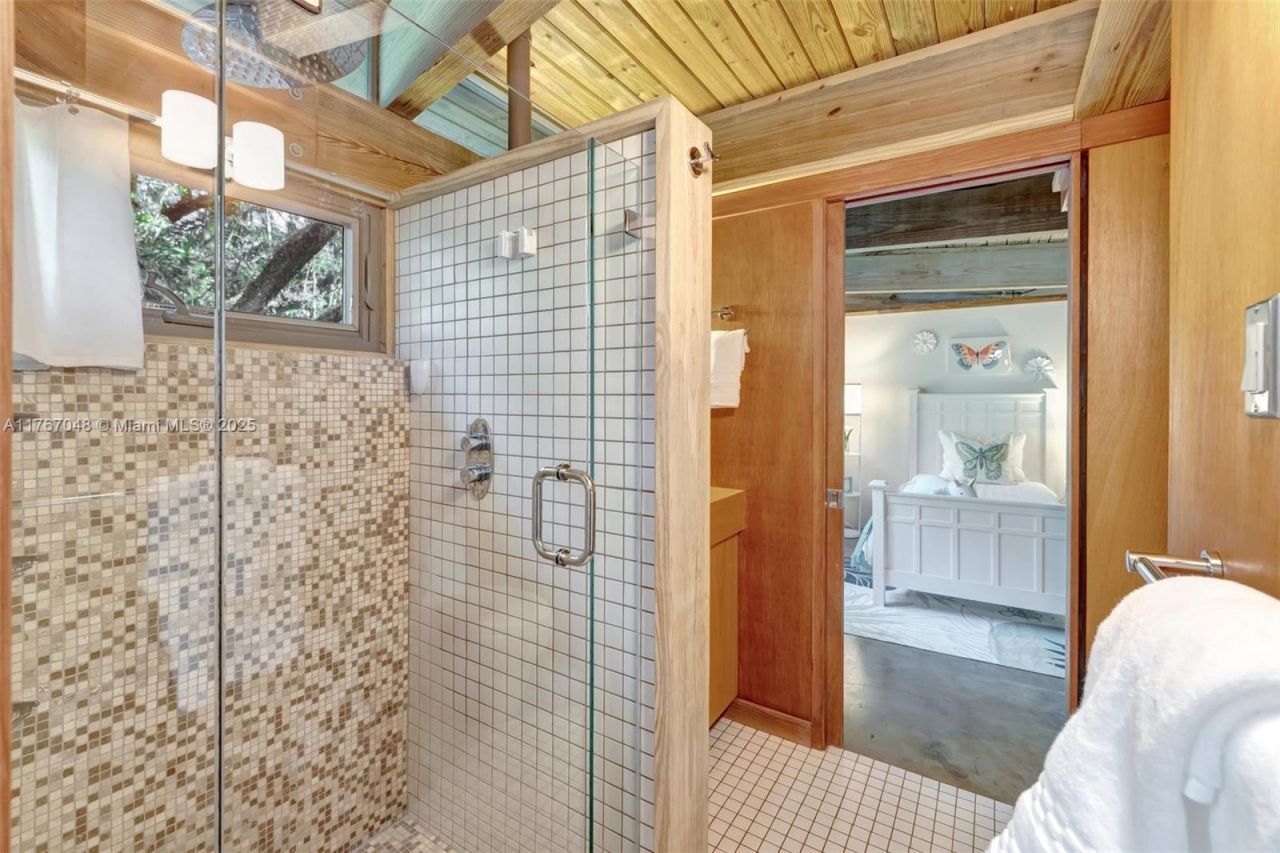 2410 SW 29th Way, Fort Lauderdale, FL 33312 Photo