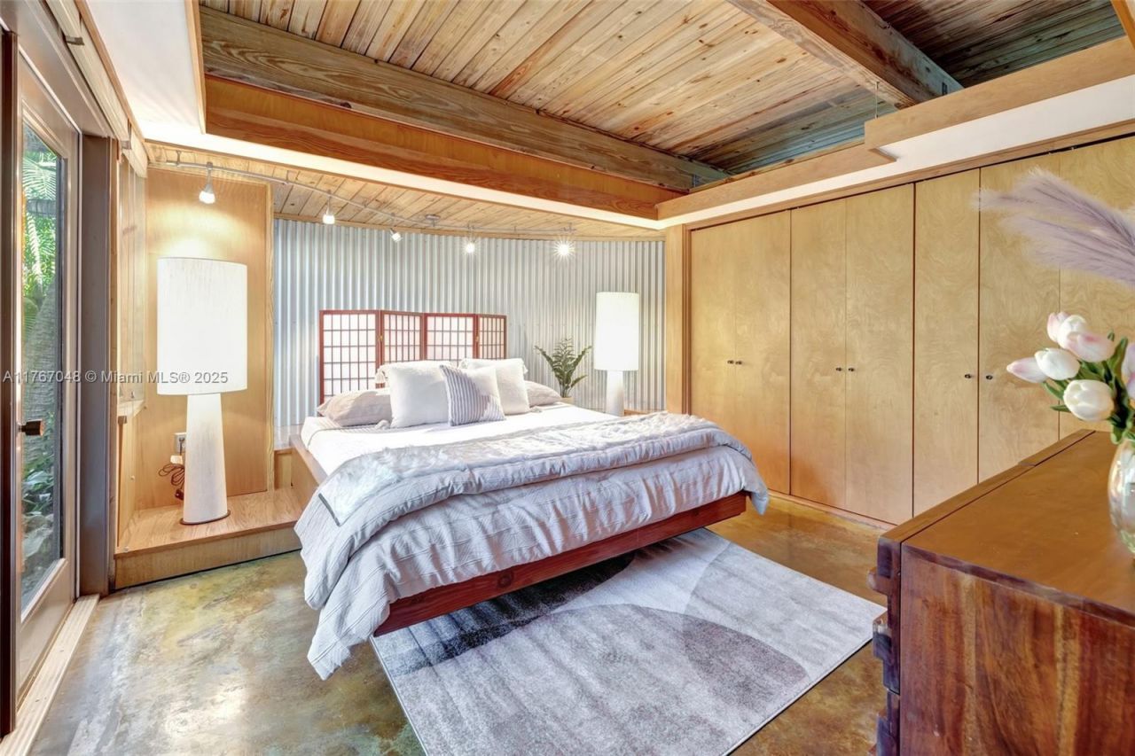 2410 SW 29th Way, Fort Lauderdale, FL 33312 Photo