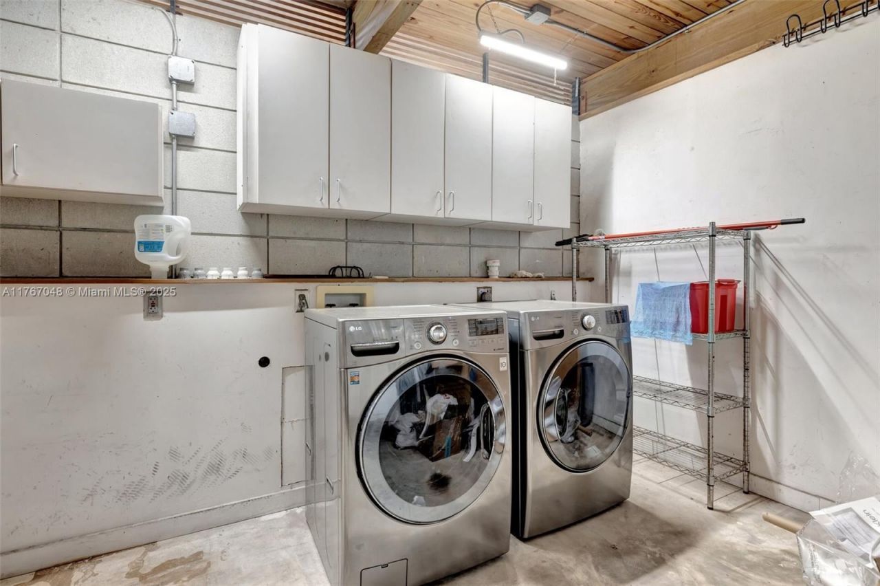 2410 SW 29th Way, Fort Lauderdale, FL 33312 Photo