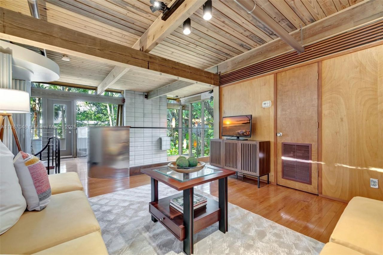 2410 SW 29th Way, Fort Lauderdale, FL 33312 Photo