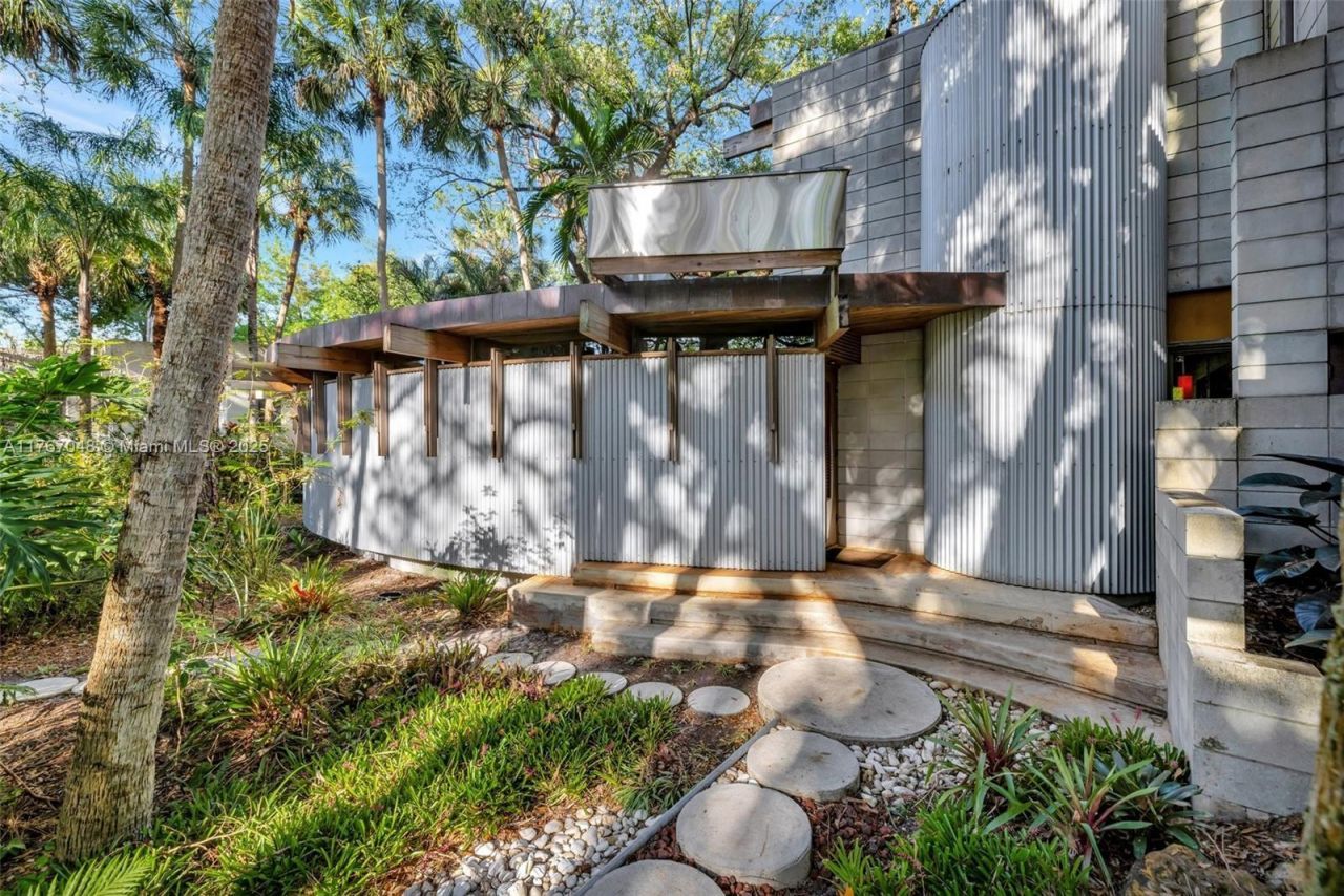 2410 SW 29th Way, Fort Lauderdale, FL 33312 Photo