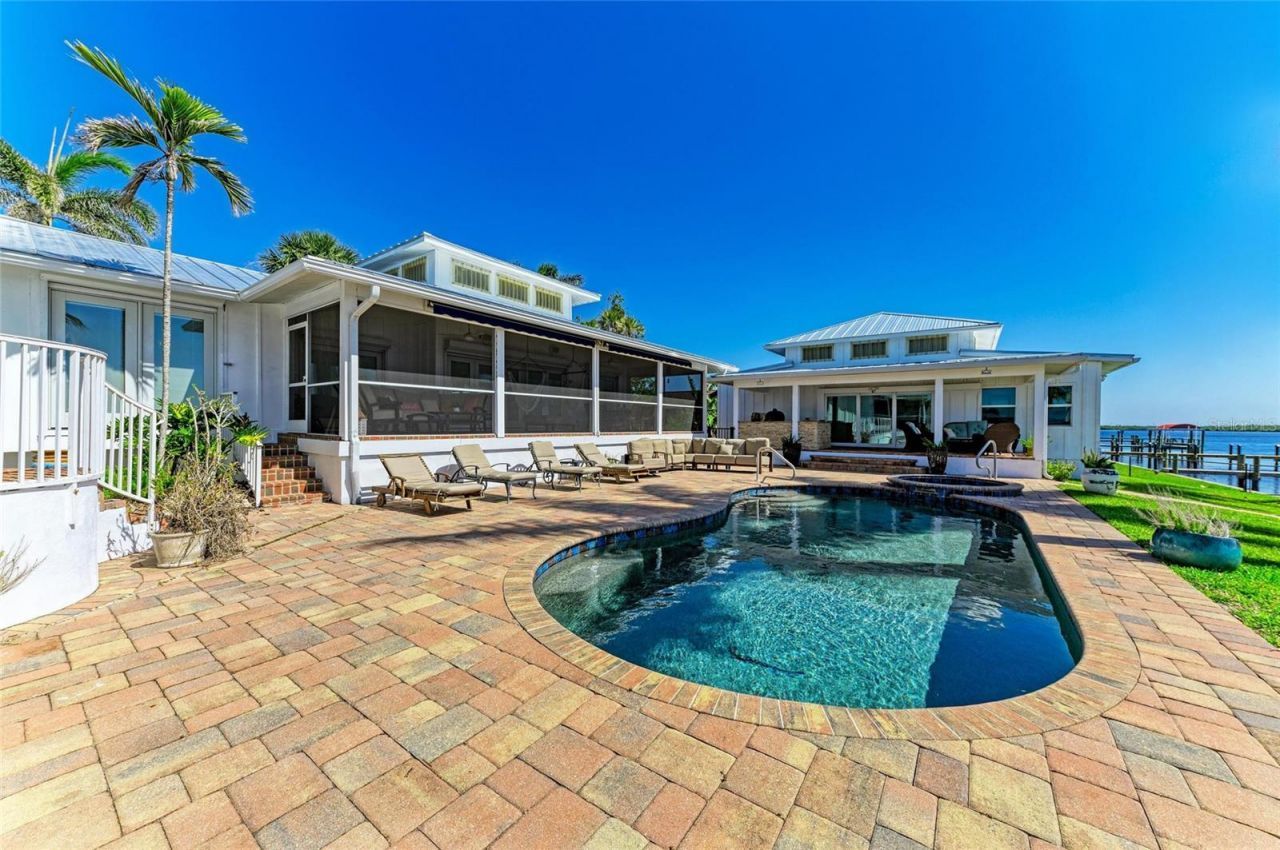 3790 Peace River Drive, Punta Gorda, FL 33983 Photo