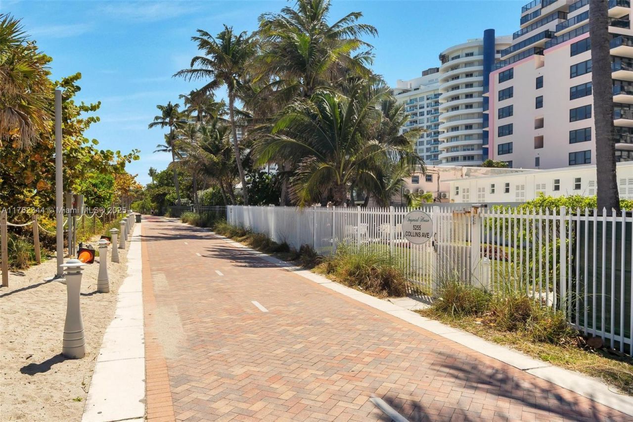 5255 Collins Ave, Unit 9B, Miami Beach, FL 33140 Photo