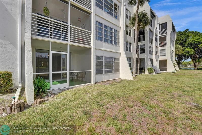 9440 Poinciana Place, Unit 109, Davie, FL 33324 Photo