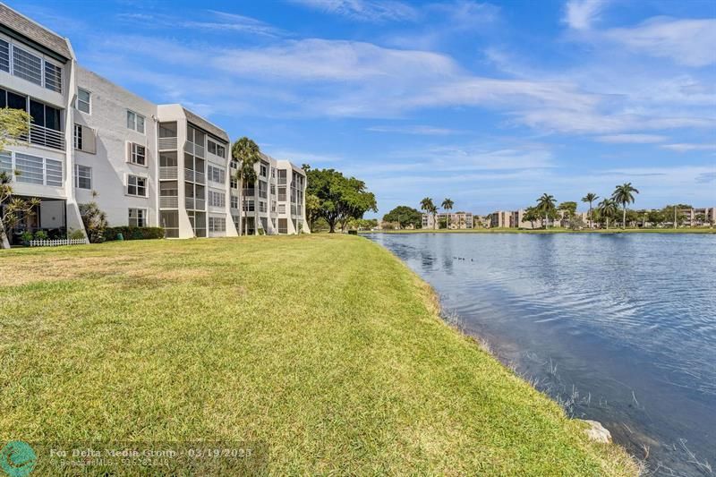 9440 Poinciana Place, Unit 109, Davie, FL 33324 Photo
