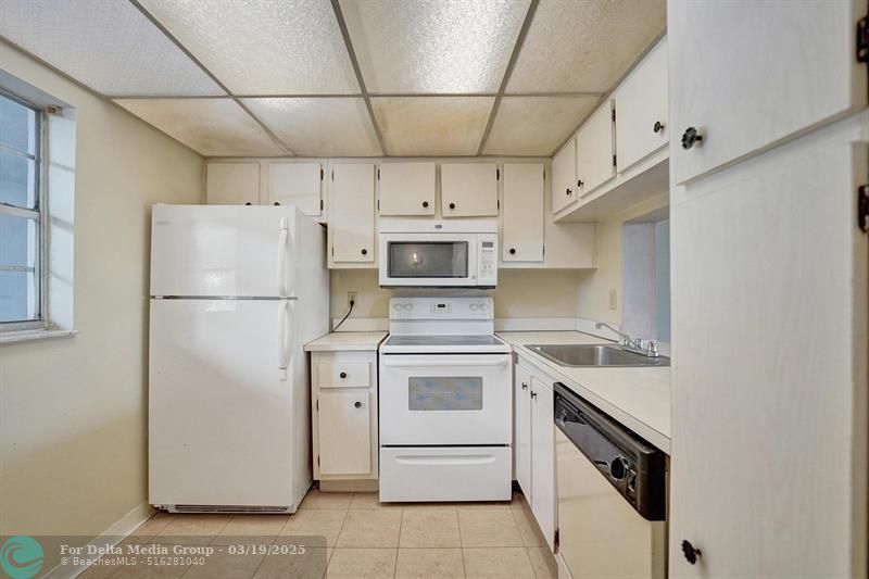 9440 Poinciana Place, Unit 109, Davie, FL 33324 Photo
