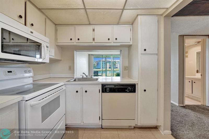 9440 Poinciana Place, Unit 109, Davie, FL 33324 Photo