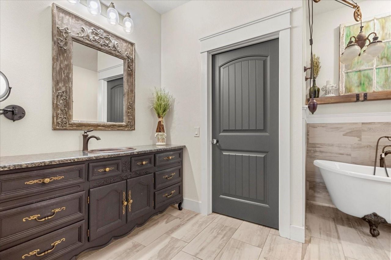 2600 Robie Ave, Mount Dora, FL 32757 Photo