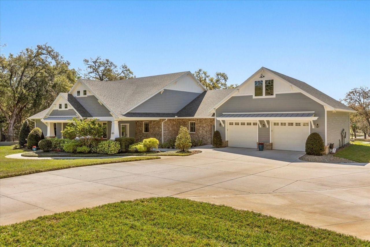 2600 Robie Ave, Mount Dora, FL 32757 Photo