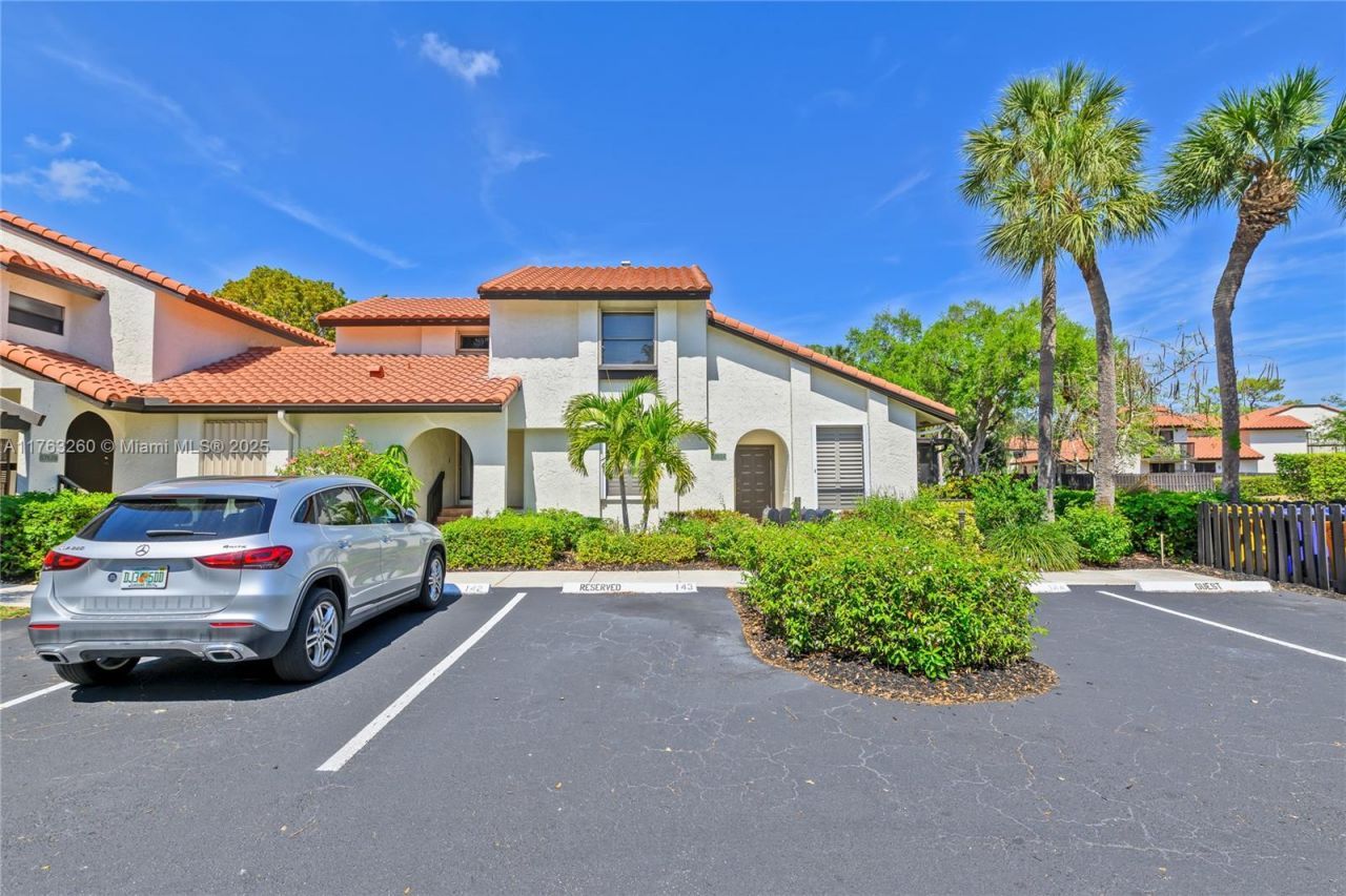 5762 Fox Hollow Dr, Unit C, Boca Raton, FL 33486 Photo