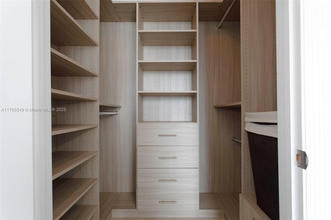 55 SE 6th St, Unit 4110, Miami, FL 33131 Photo