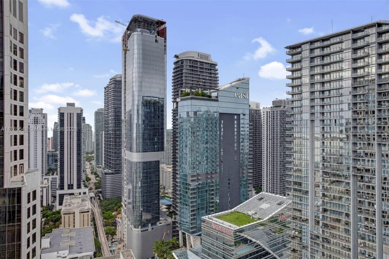 55 SE 6th St, Unit 4110, Miami, FL 33131 Photo