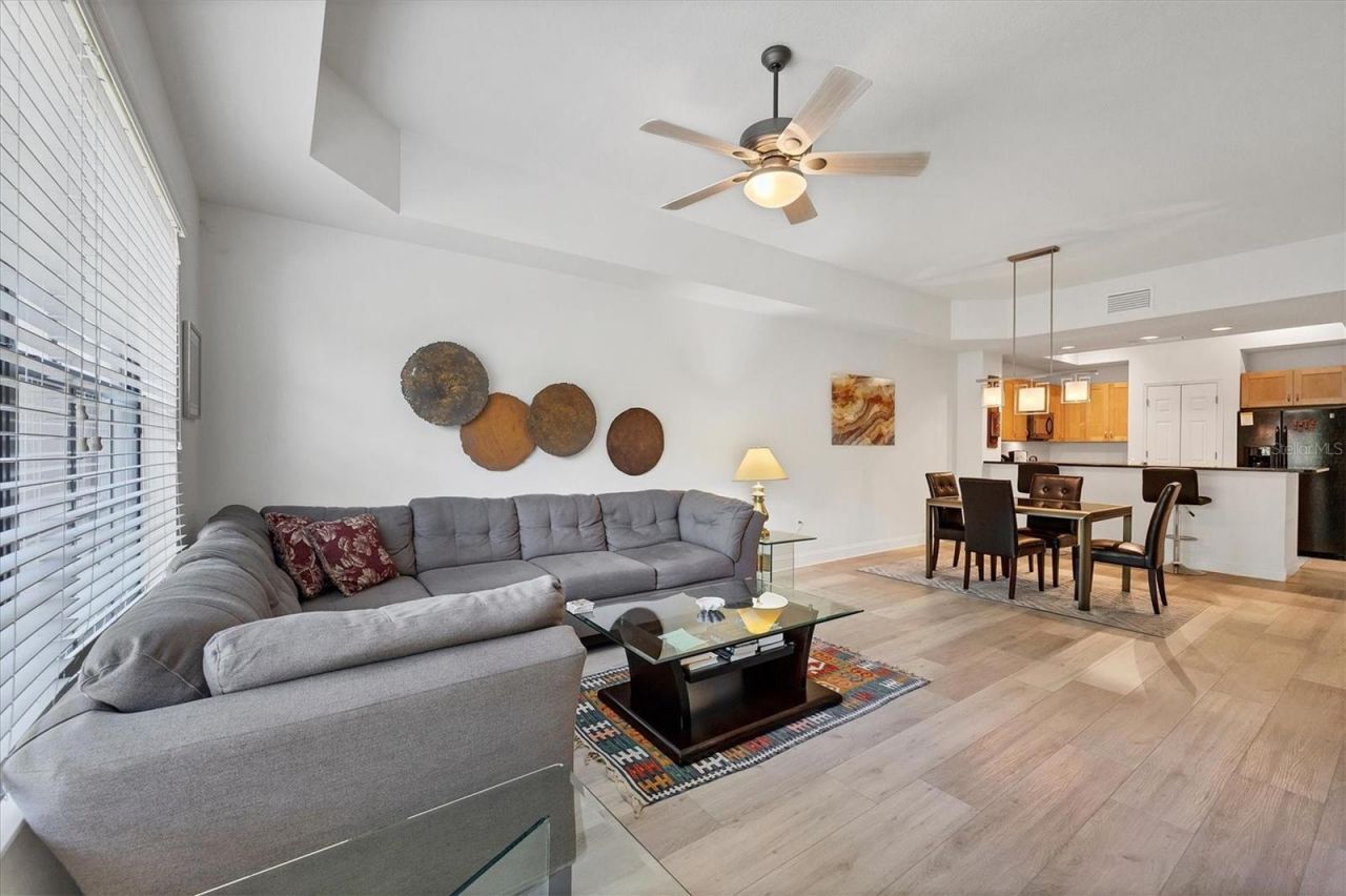 7710 Lake Vista Court, Unit 205, Lakewood Ranch, FL 34202 Photo