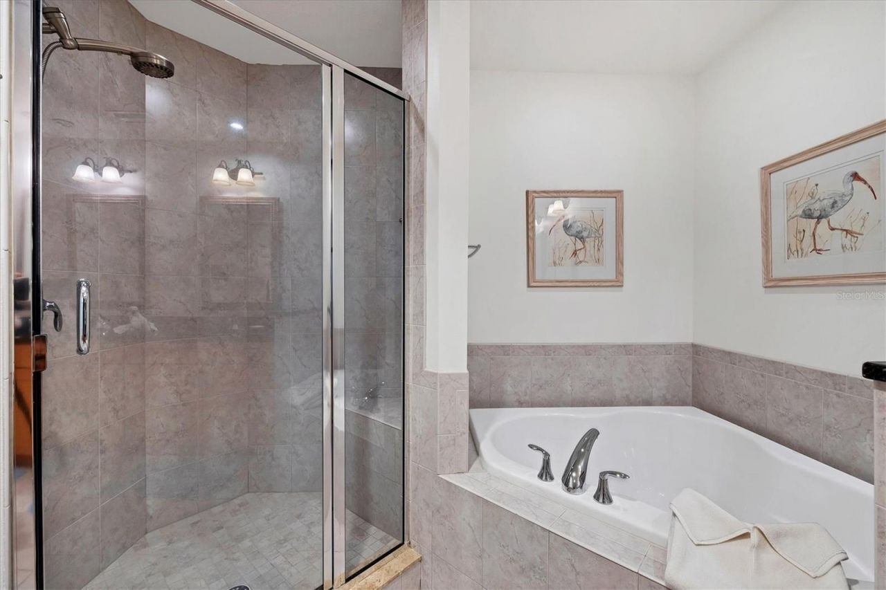 7710 Lake Vista Court, Unit 205, Lakewood Ranch, FL 34202 Photo