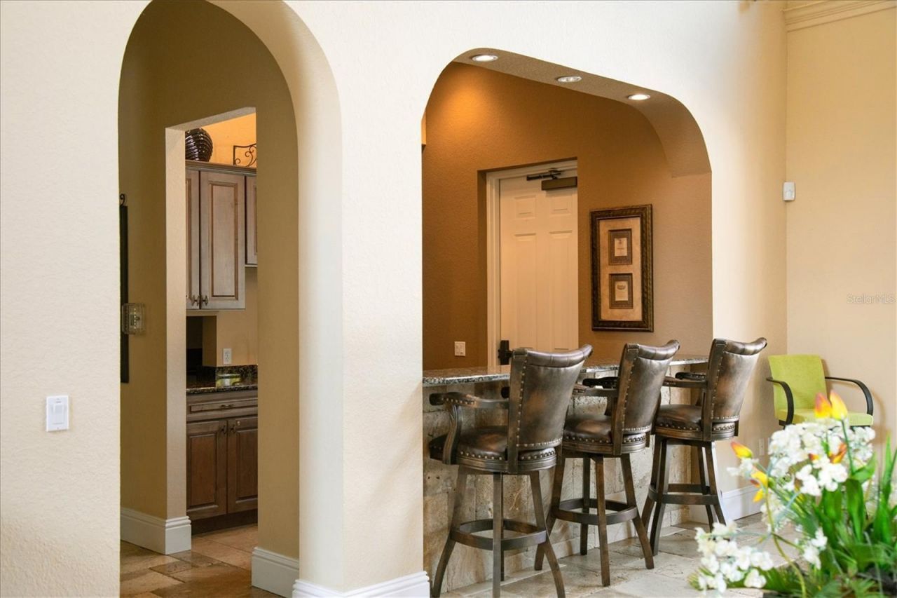 7710 Lake Vista Court, Unit 205, Lakewood Ranch, FL 34202 Photo