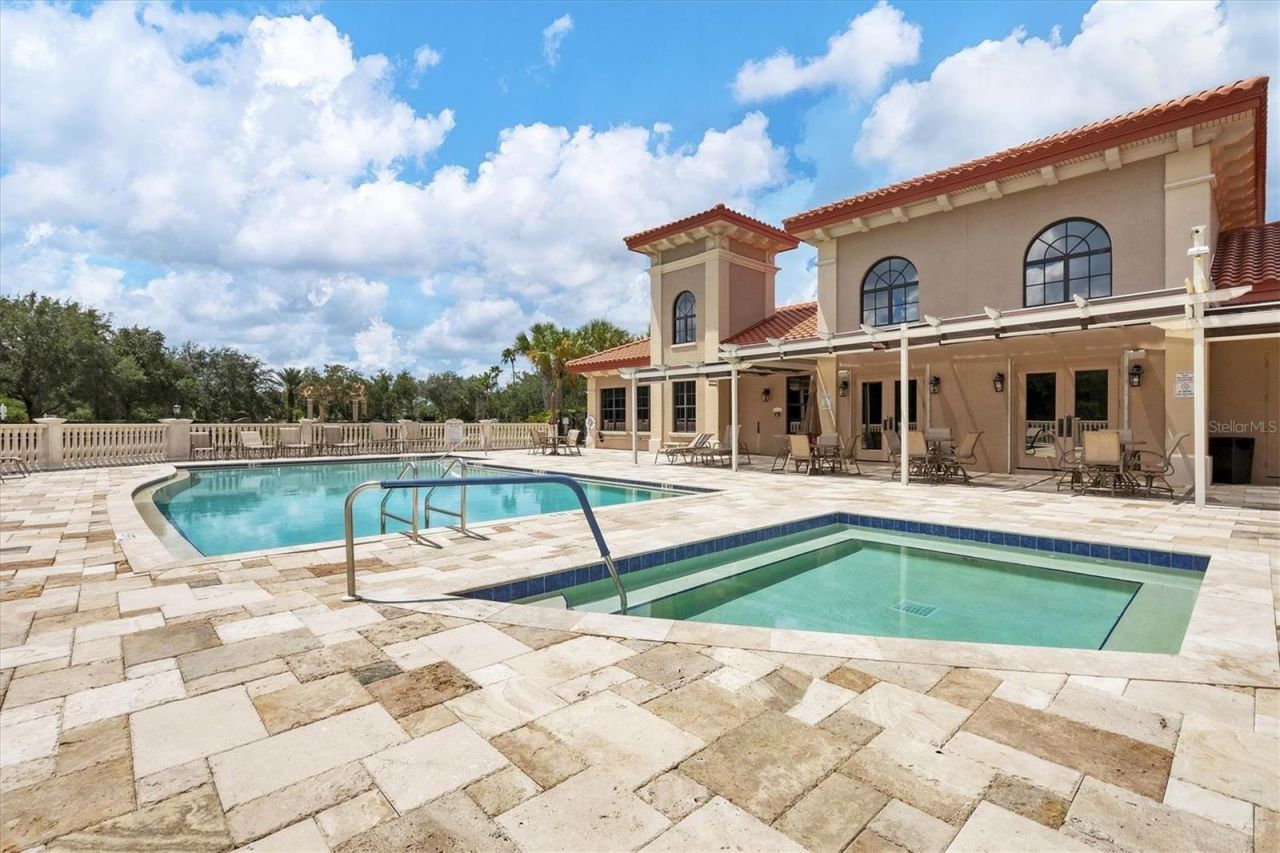 7710 Lake Vista Court, Unit 205, Lakewood Ranch, FL 34202 Photo