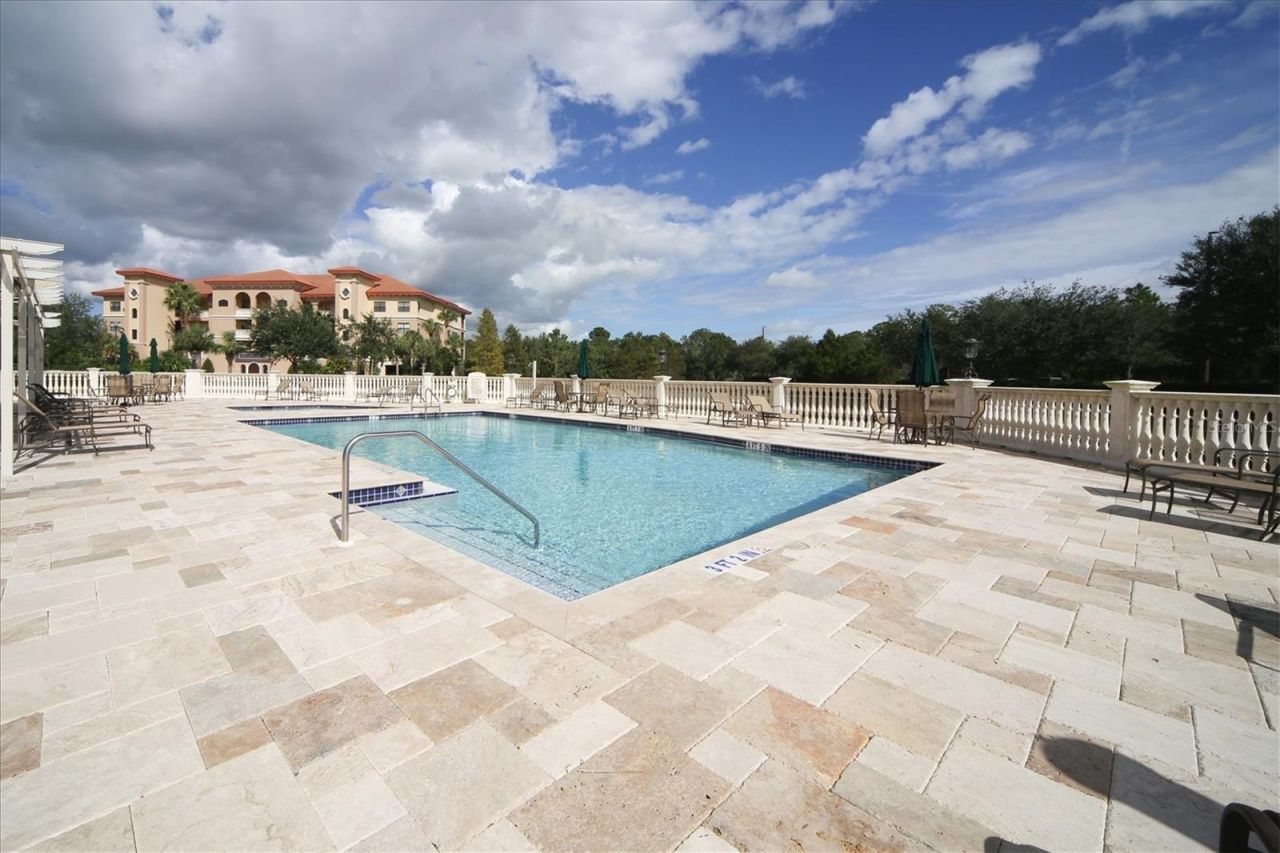 7710 Lake Vista Court, Unit 205, Lakewood Ranch, FL 34202 Photo