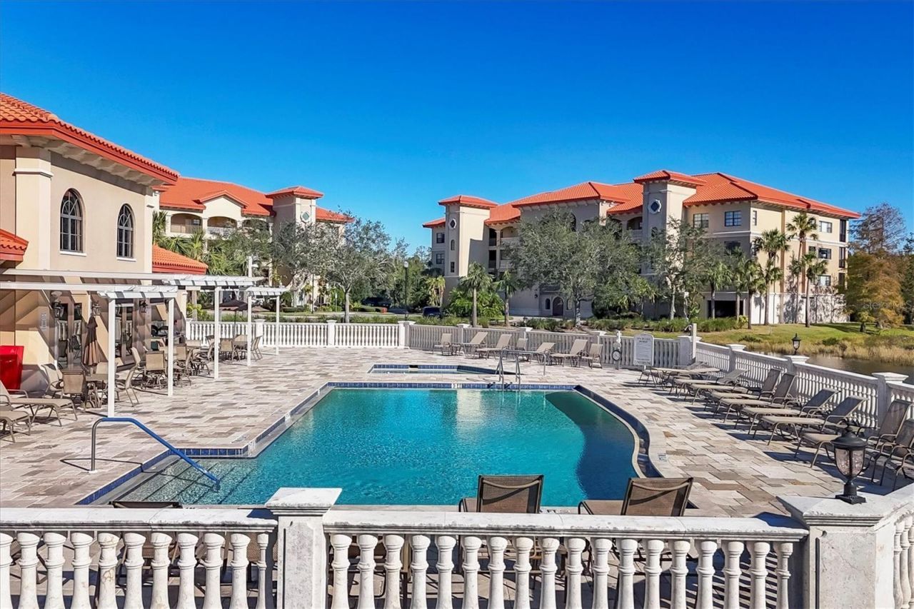 7710 Lake Vista Court, Unit 205, Lakewood Ranch, FL 34202 Photo