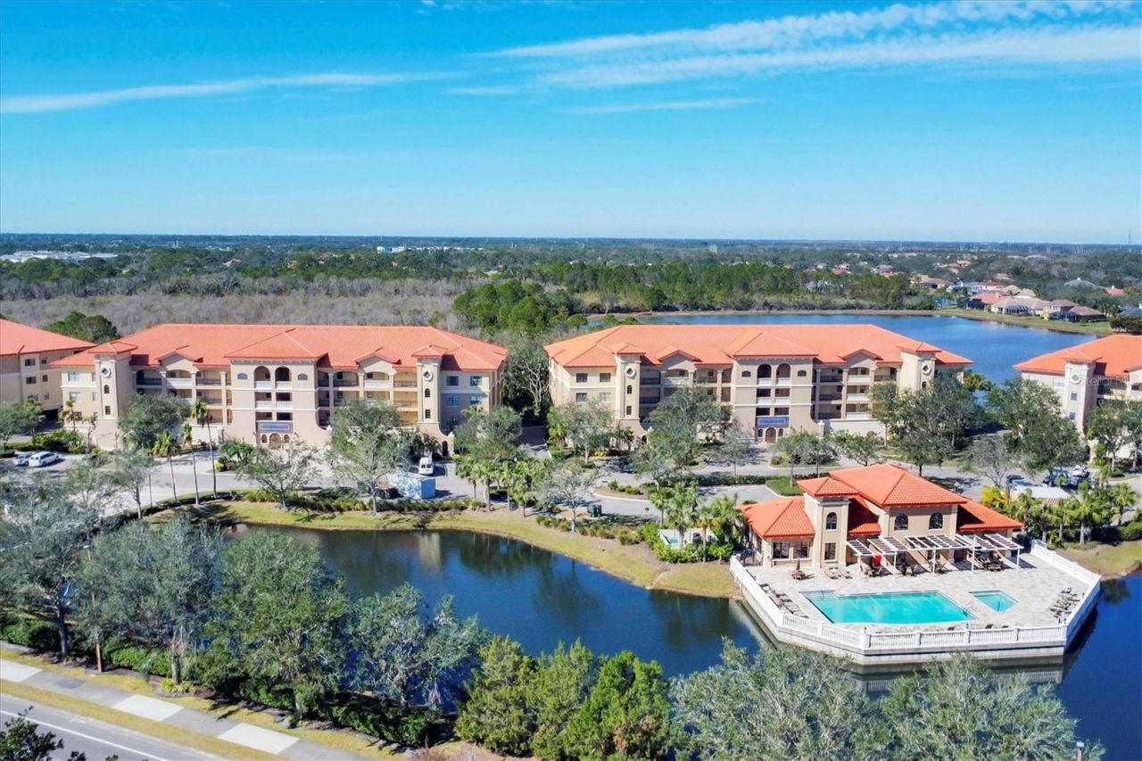 7710 Lake Vista Court, Unit 205, Lakewood Ranch, FL 34202 Photo