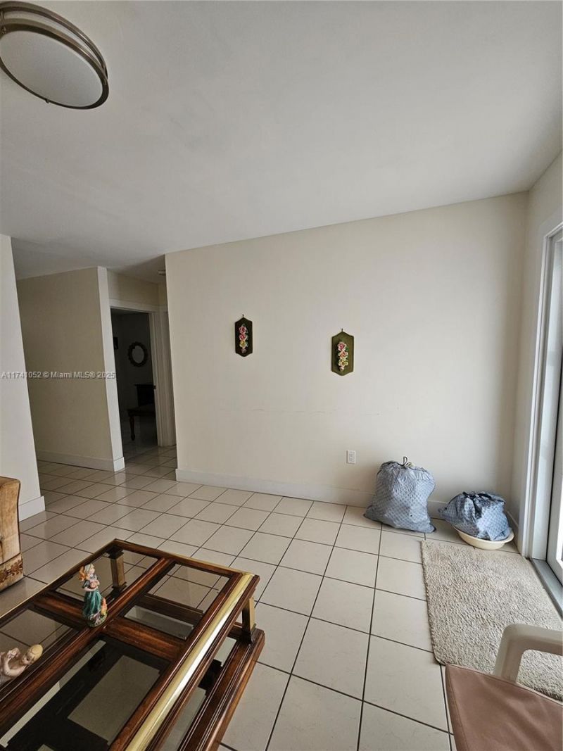 Please Call For Address, Hialeah, FL 33012 Photo