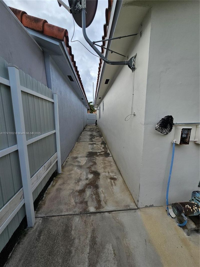 Please Call For Address, Hialeah, FL 33012 Photo
