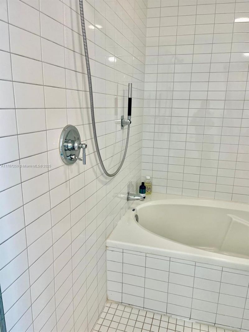 888 Biscayne Blvd, Unit 4306, Miami, FL 33132 Photo