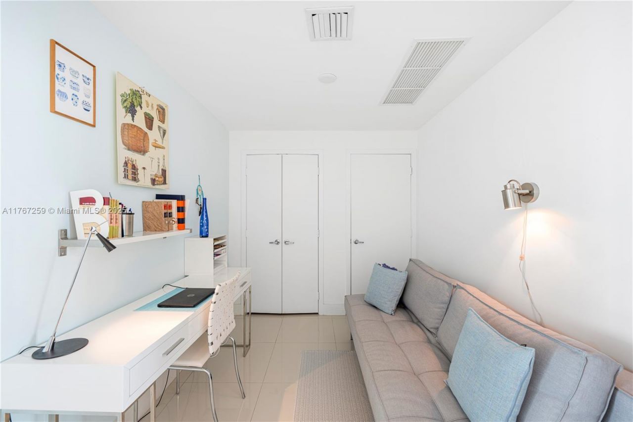 888 Biscayne Blvd, Unit 4306, Miami, FL 33132 Photo