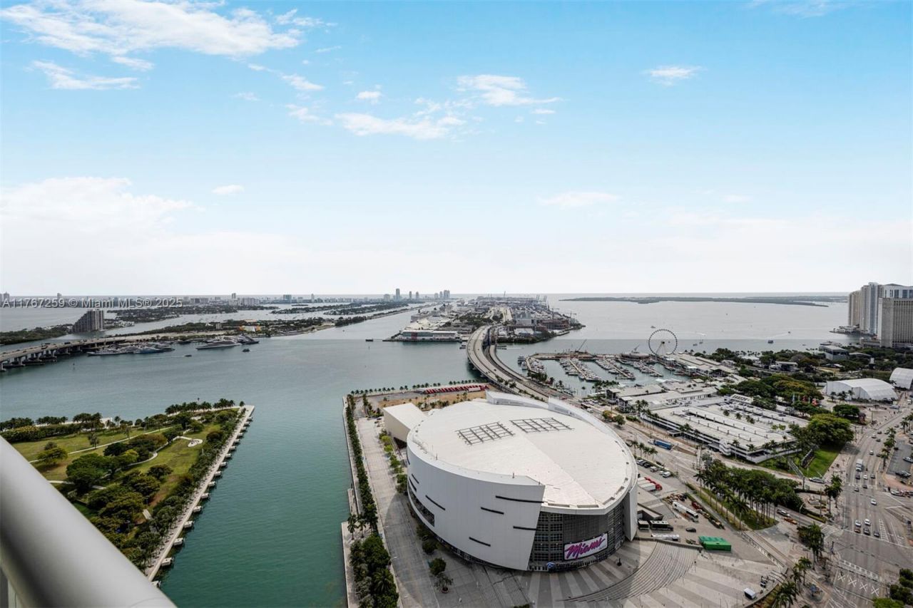 888 Biscayne Blvd, Unit 4306, Miami, FL 33132 Photo