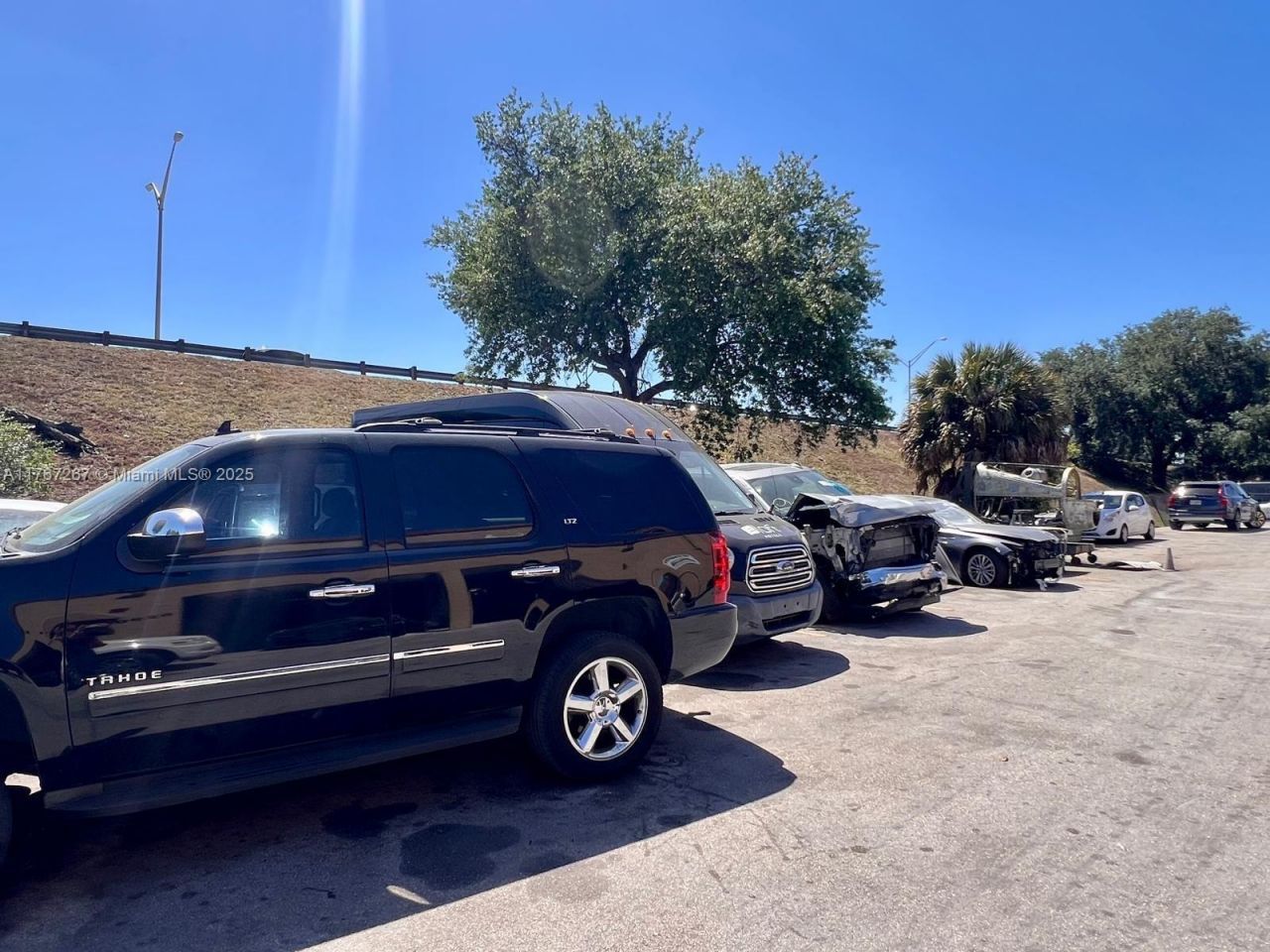 Body Shop Business For Sale, Hialeah, FL 33014 Photo