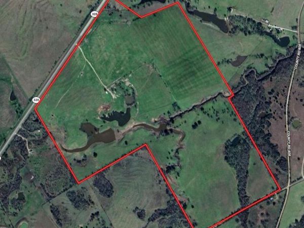 2854 Hwy 320, Lott, TX 76656