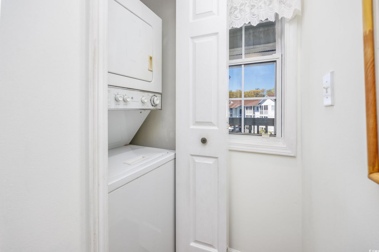 4616 Greenbriar Dr. Photo 11