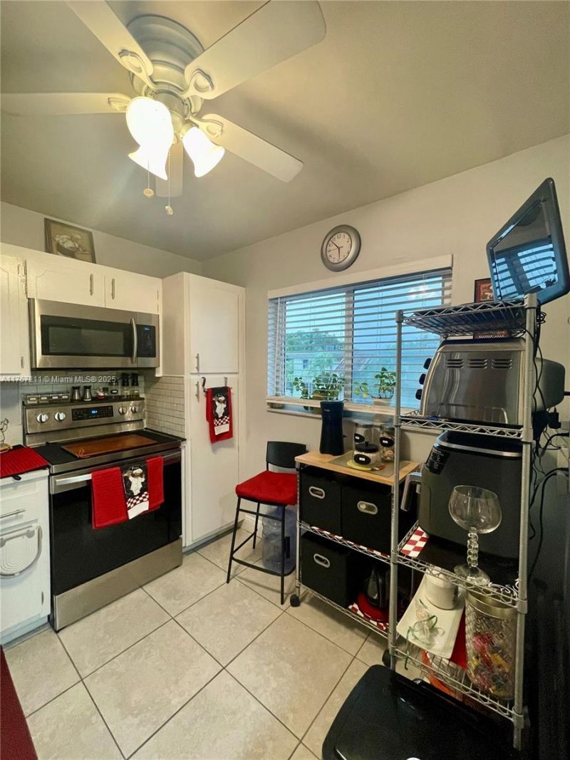 5945 Del Lago Cir, Unit 307, Sunrise, FL 33313 Photo