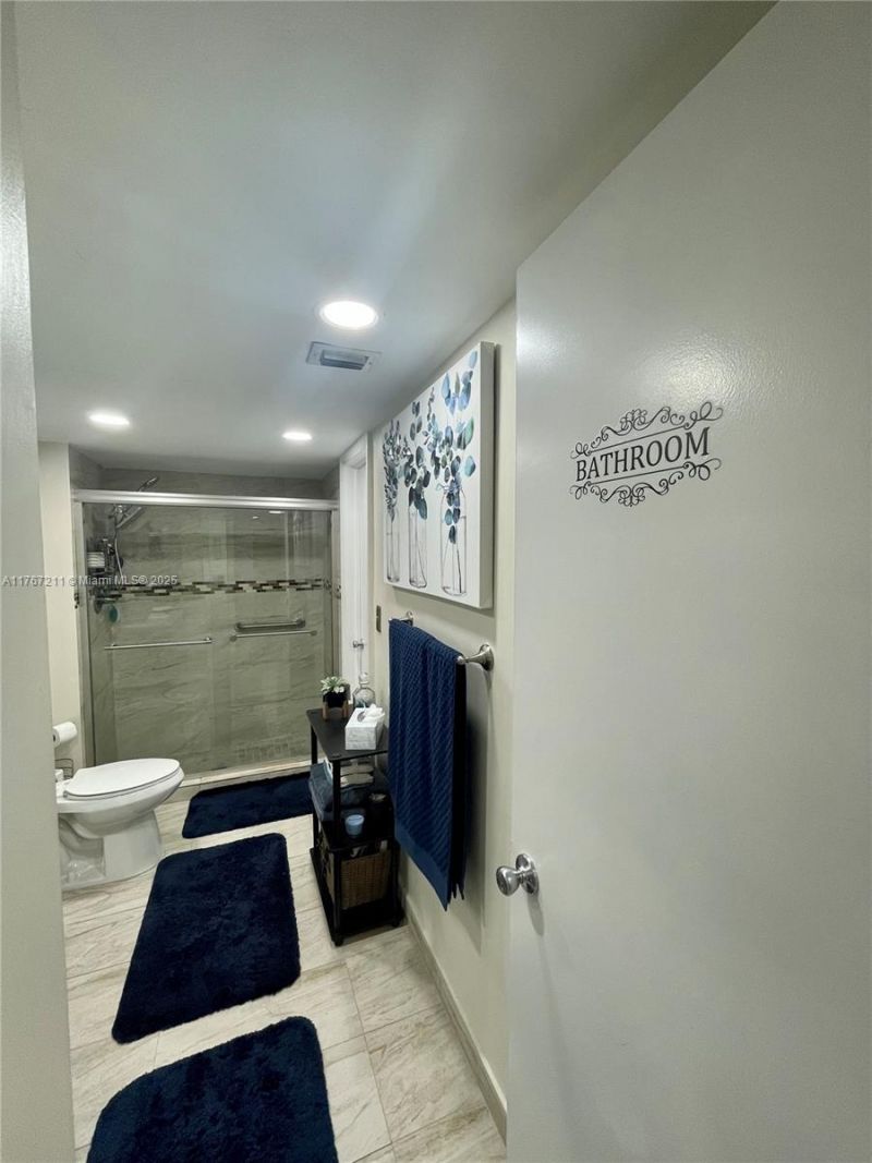 5945 Del Lago Cir, Unit 307, Sunrise, FL 33313 Photo