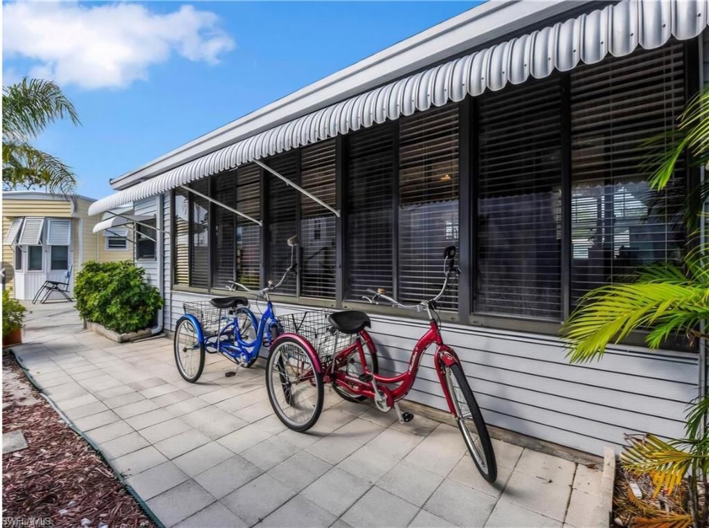 21 Shifting Sand Ave, Bonita Springs, FL 34135 Photo