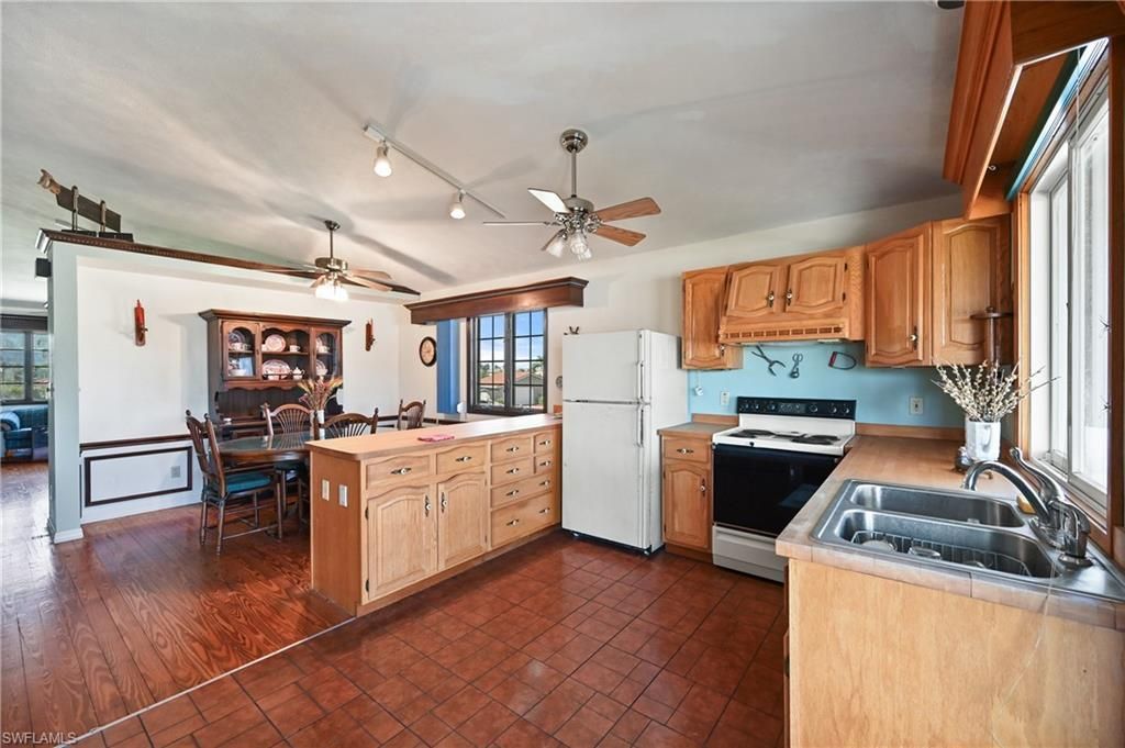 103 Tahiti Cir, Naples, FL 34113 Photo