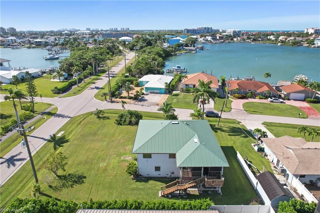 103 Tahiti Cir, Naples, FL 34113 Photo