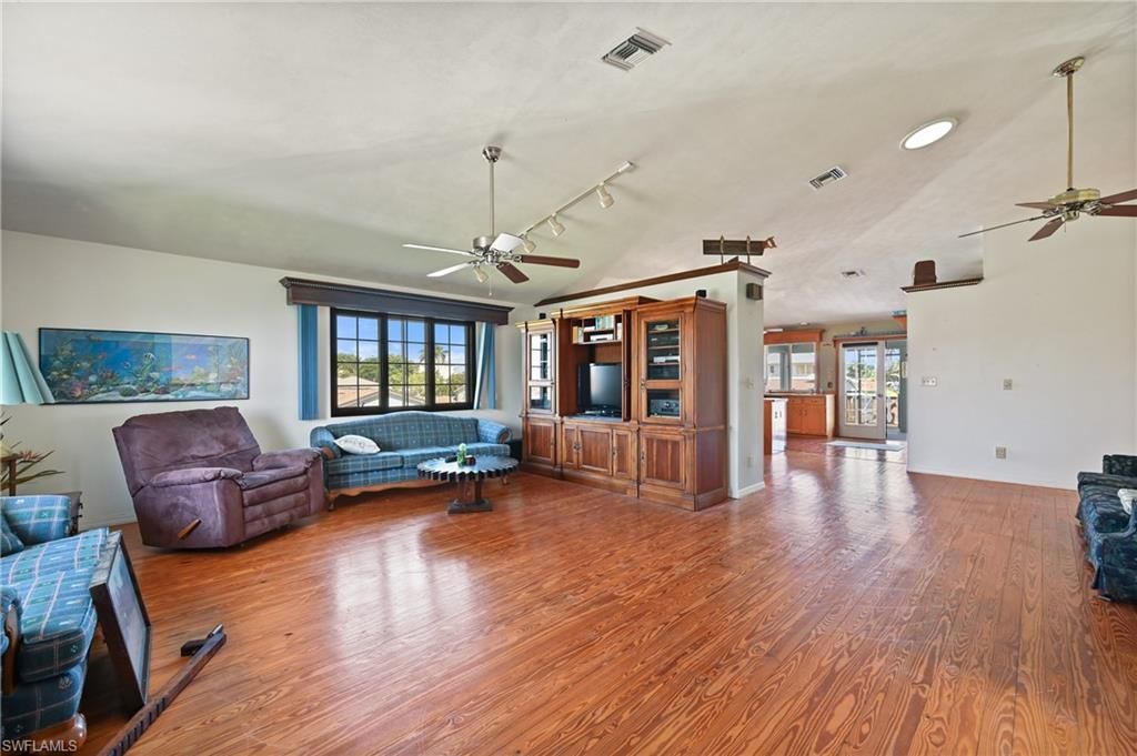 103 Tahiti Cir, Naples, FL 34113 Photo