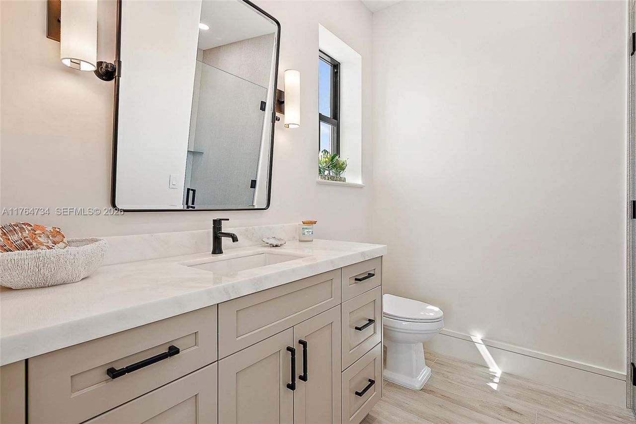 325 N Fairway, Tequesta, FL 33469 Photo