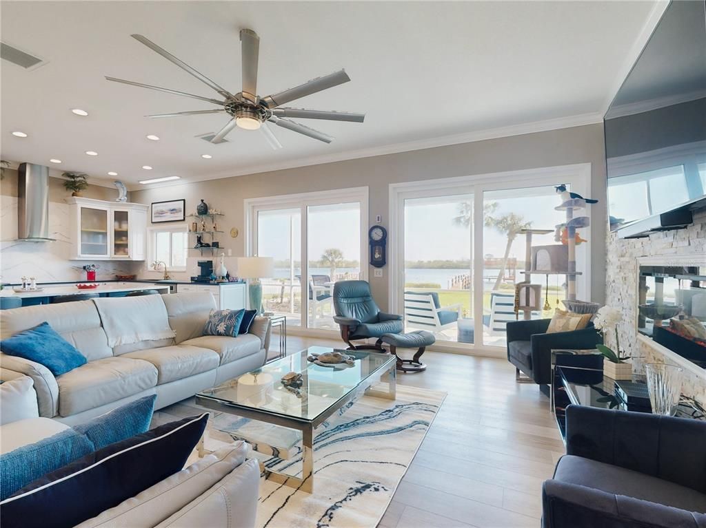 2019 S Riverside, Edgewater, FL 32141 Photo