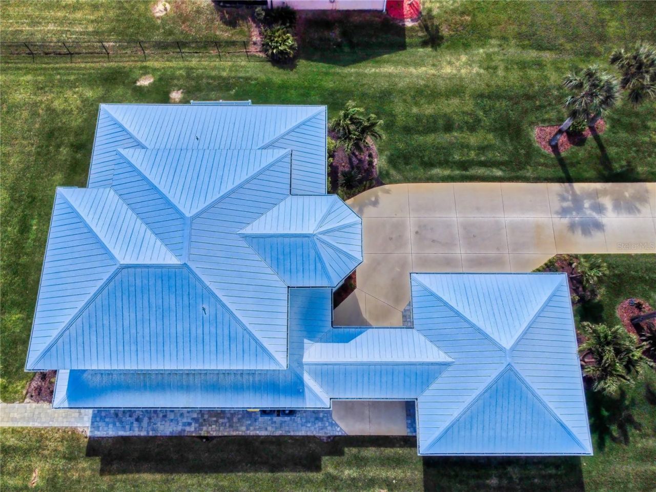 2019 S Riverside, Edgewater, FL 32141 Photo