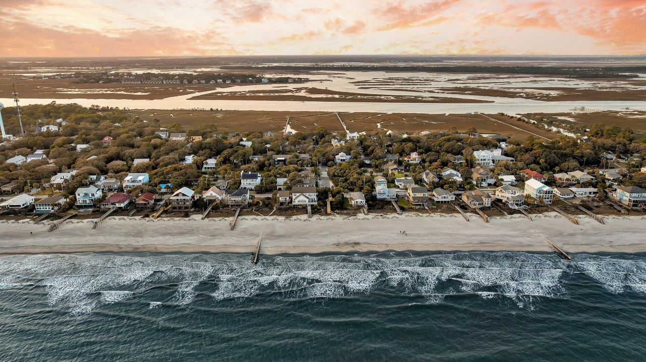 702 E Erie Avenue Photo 26