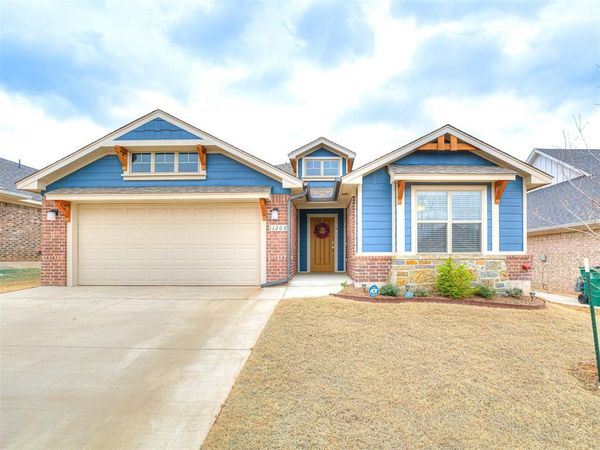 11208 NW 136th Terrace, Yukon, OK 73099