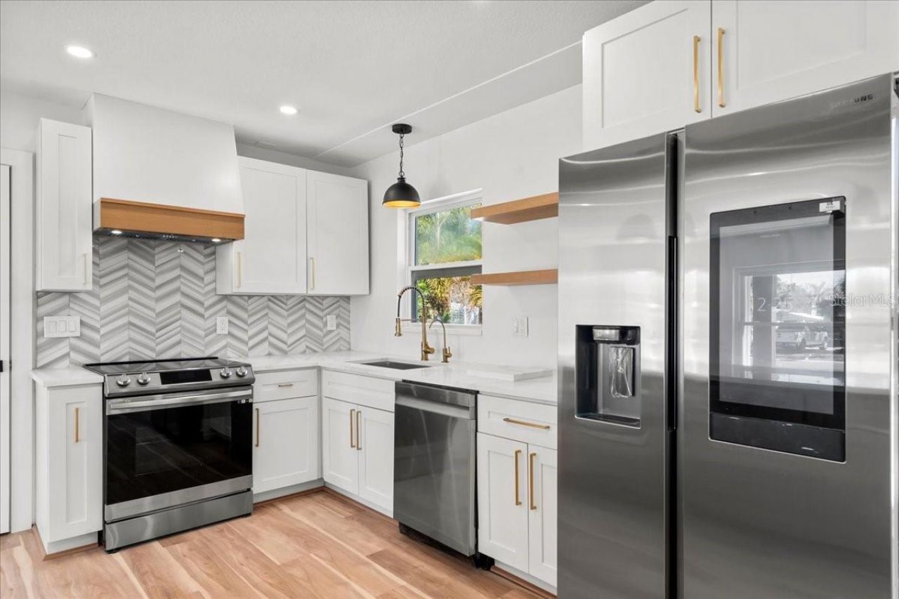 6531 2nd Avenue N, Saint Petersburg, FL 33710 Photo