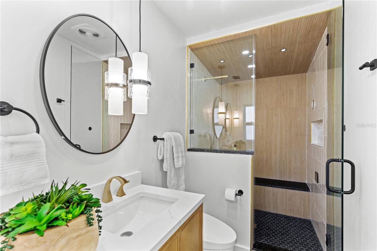 6531 2nd Avenue N, Saint Petersburg, FL 33710 Photo