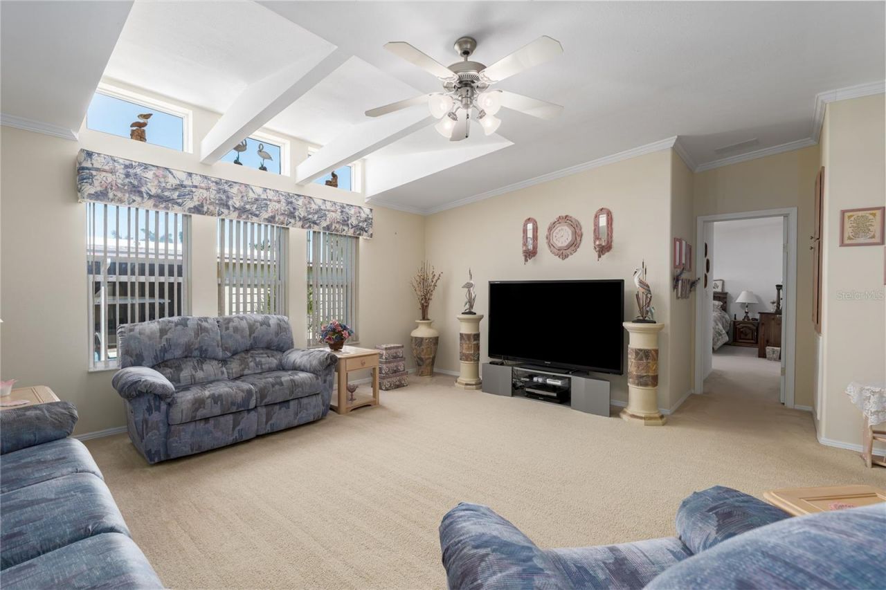 8424 Regal Way, Palmetto, FL 34221 Photo